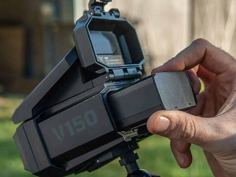 Vosker V150 LTE Solar Cellular Camera - Black