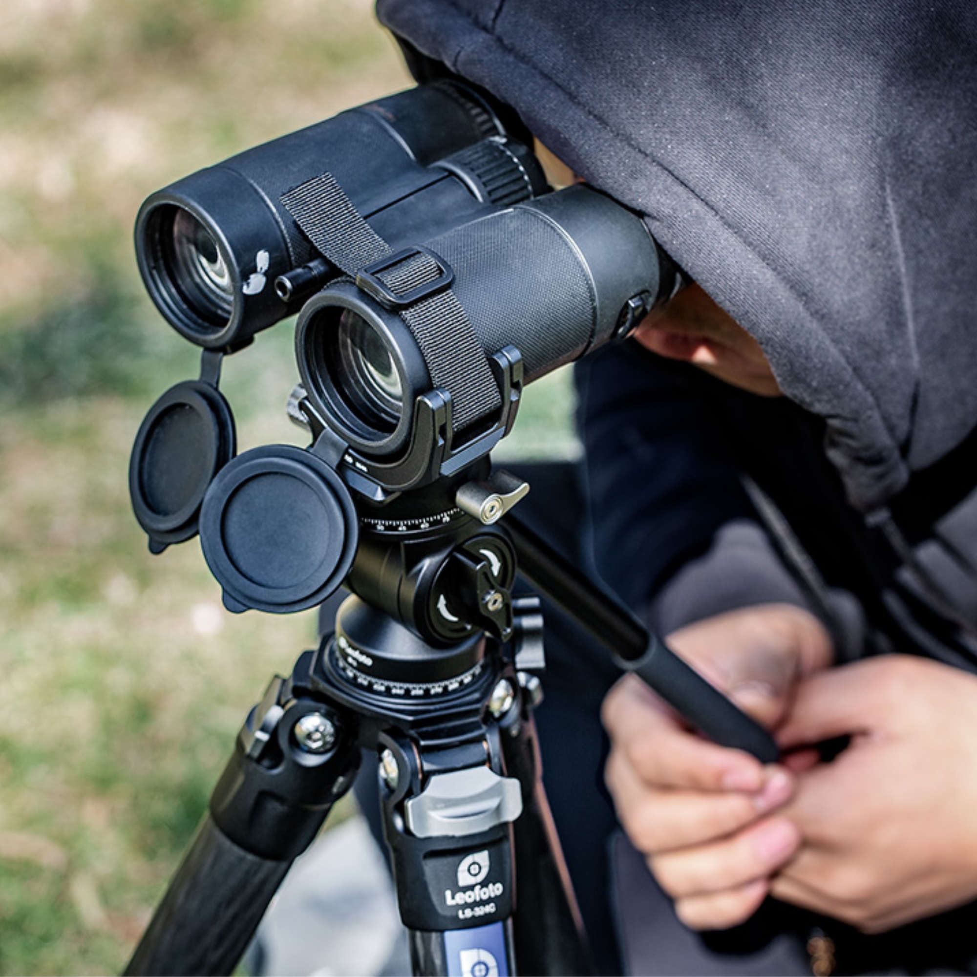 Leofoto BC-01 Binocular / Monocular Strap Adapter with Arca Base