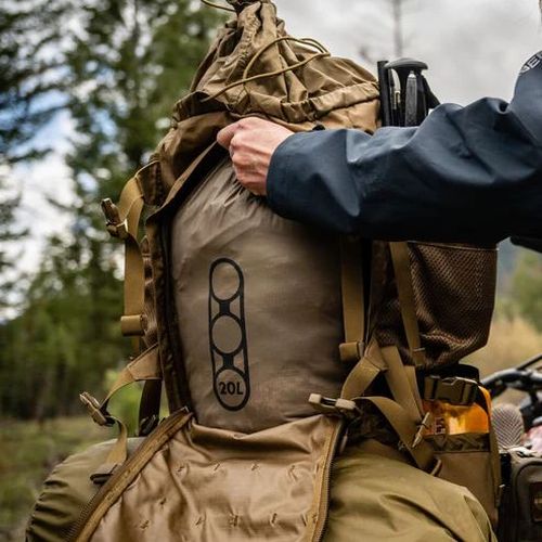 Eberlestock Cirrus Ultralight Dry Bag, 20-Litre - Dry Earth