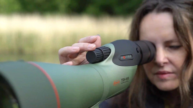 Kowa TSN 99A Prominar Angled Spotting Scope with 30-70x Wide Angle Zoom Eyepiece
