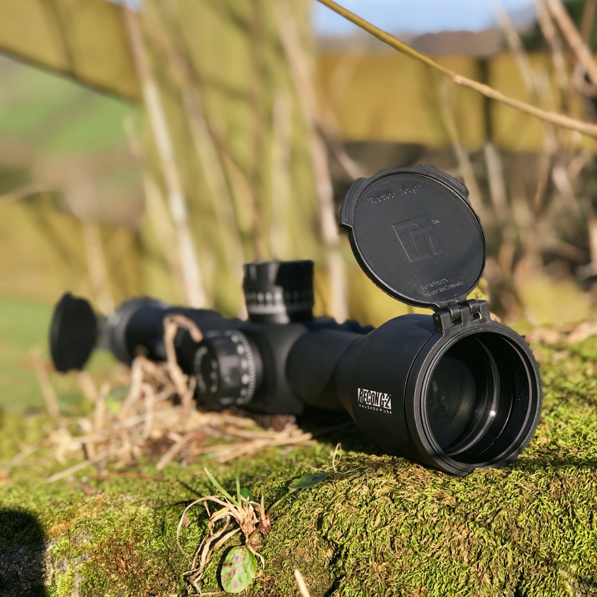 Valdada Recon G2 4.8-30x56 FFP Illuminated MIL MIL SF Rifle Scope + Free 40mm Rings