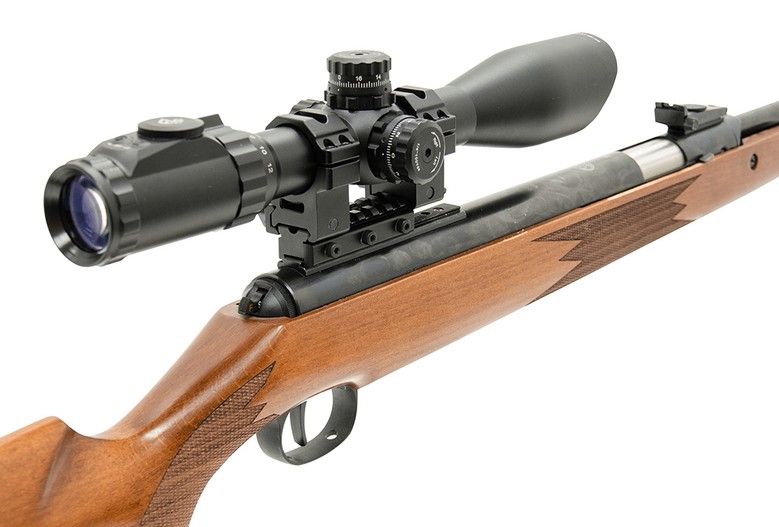 UTG 11mm Dovetail Airgun/.22 to Picatinny/Weaver Base Rail Rail Adaptor