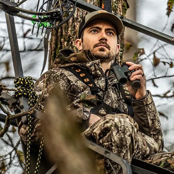 Vortex Triumph HD 10x28 Compact Binoculars